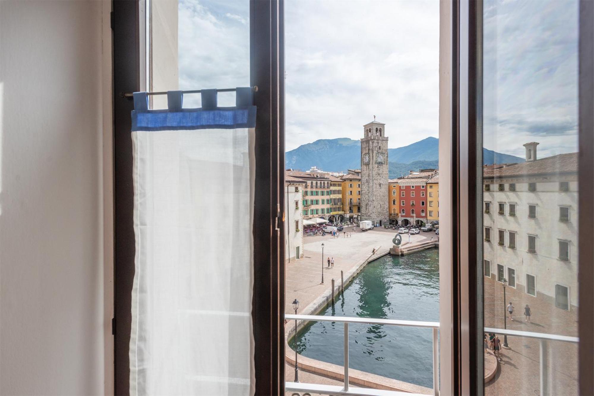 Casa La Torre, The View On The Lake Riva del Garda Eksteriør billede